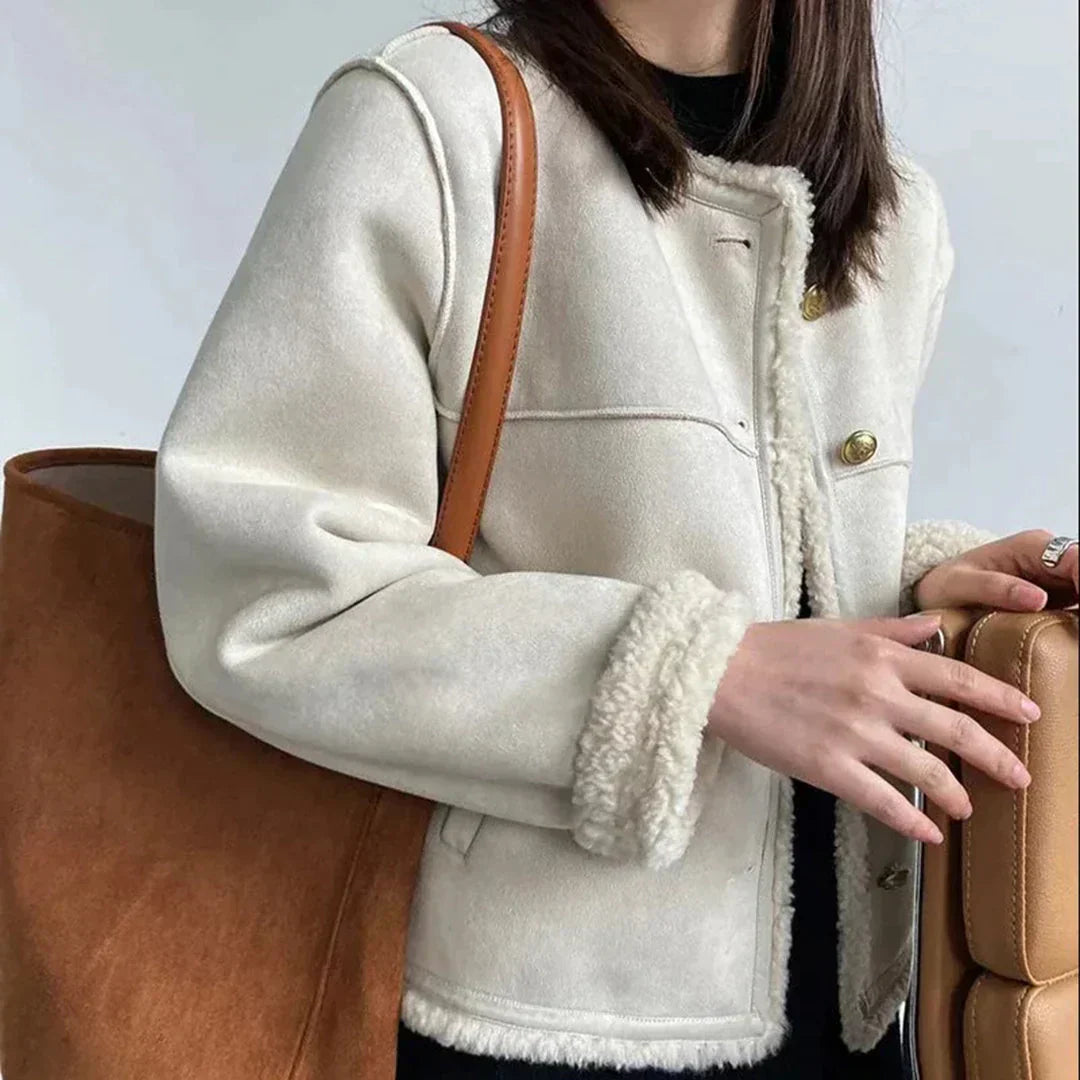 Kaia | Manteau en cuir avec des boutons